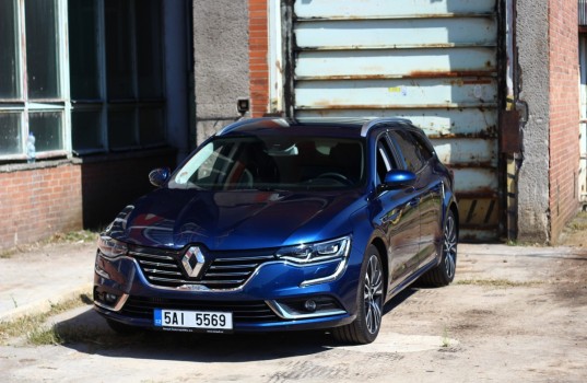 renault-talisman-grandtour-16