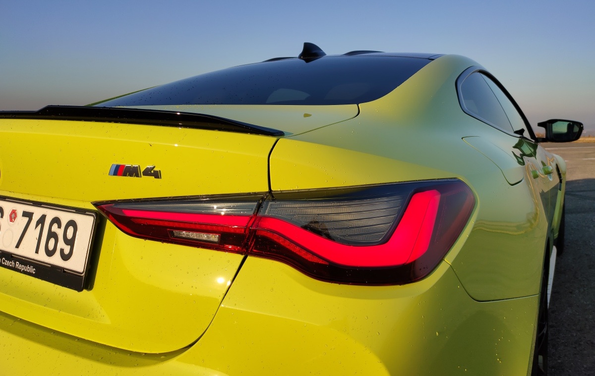 bmw-m4-coupe-64