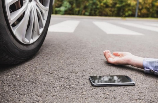 an-injured-pedestrian-and-his-cell-phone