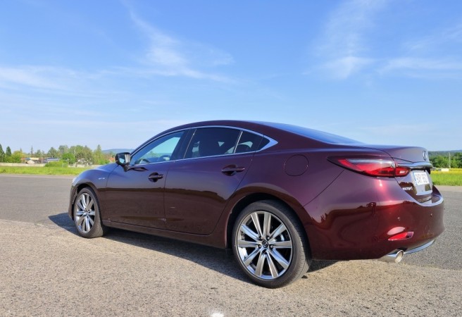 mazda-6-20th-anniversary-2023-25