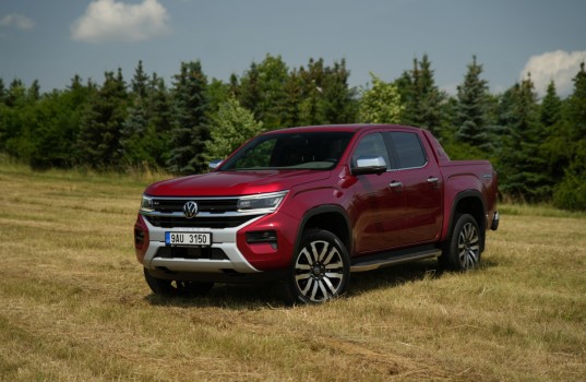 volkswagen-amarok-2023-1