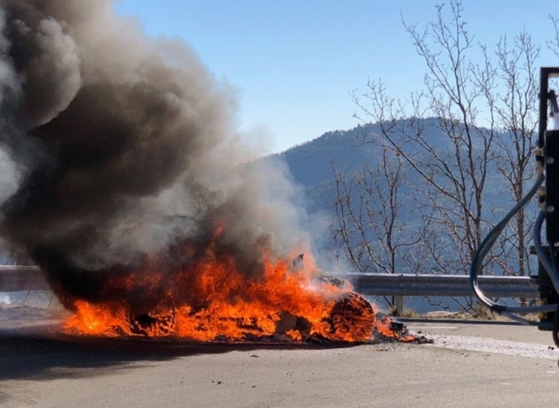Elektromobily hasit neumíme, přiznávají čeští hasiči