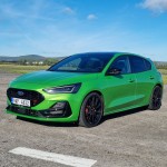 ford-focus-st-2023-25