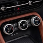 kodiaq_digital_dials01_0fff066f-1920x1281