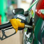 Zvládnou vaše motory nový benzín? Přichází palivo E20 a přidává další eko složku. Starší auta budou mít problém