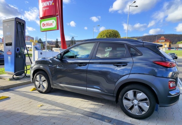 hyundai-kona-electric-2