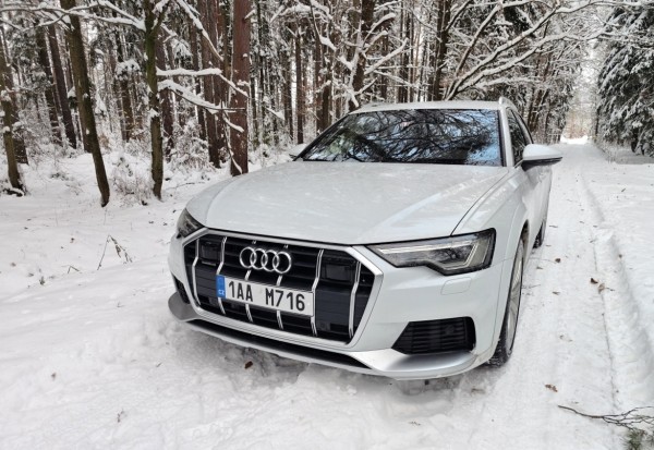 audi-a6-allroad-2023-10
