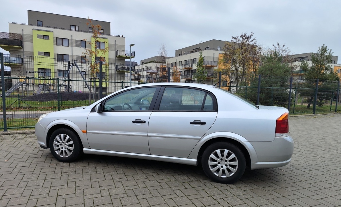 opel-vectra-c-20