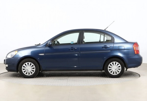 hyundai-accent-4