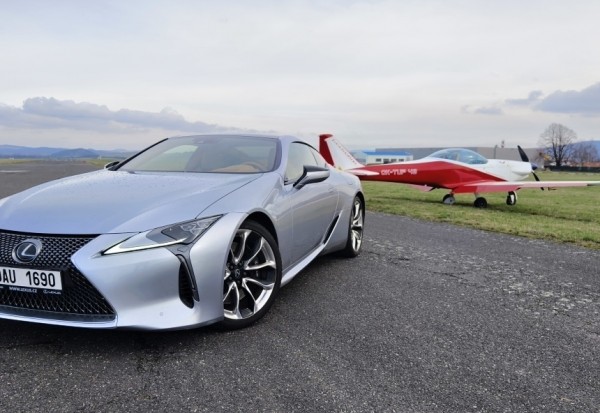 lexus-lc500-coupe-2024-44
