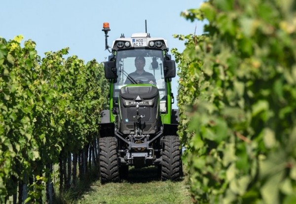 fendt_e100vario