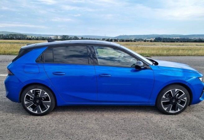 opel-astra-2024-8