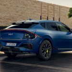 kia-new-ev6-gt-my25-yachtbluematt-static-digital-1920x1080-04
