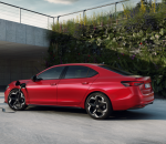 250117-the-all-new-superb-hatch-plug-in-hybrid-3_458f2e92-2048x1152