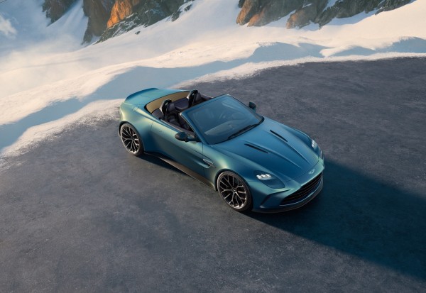 aston_martin_vantage_roadster_7_lr