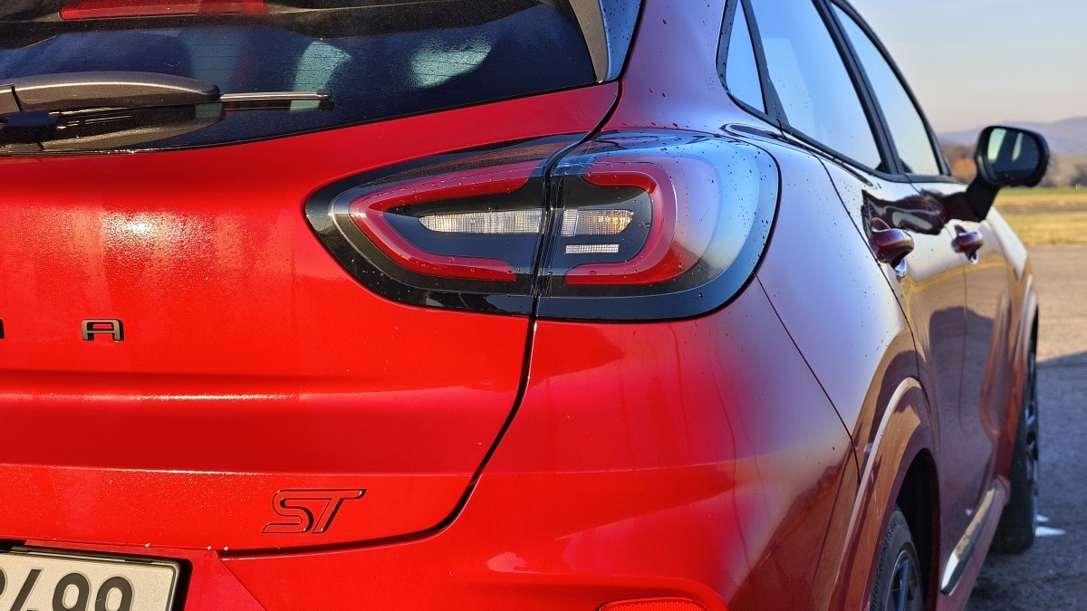 ford-puma-st-2025-35