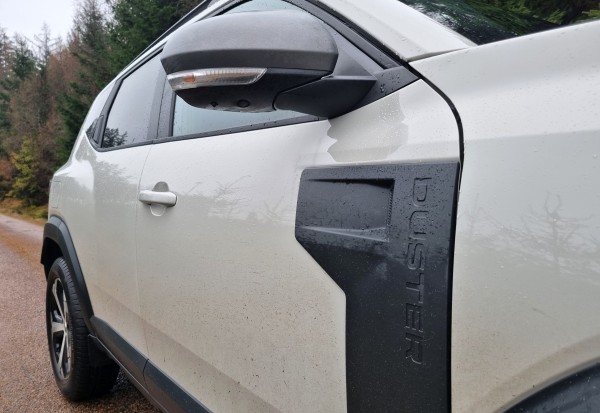dacia-duster-2025-10