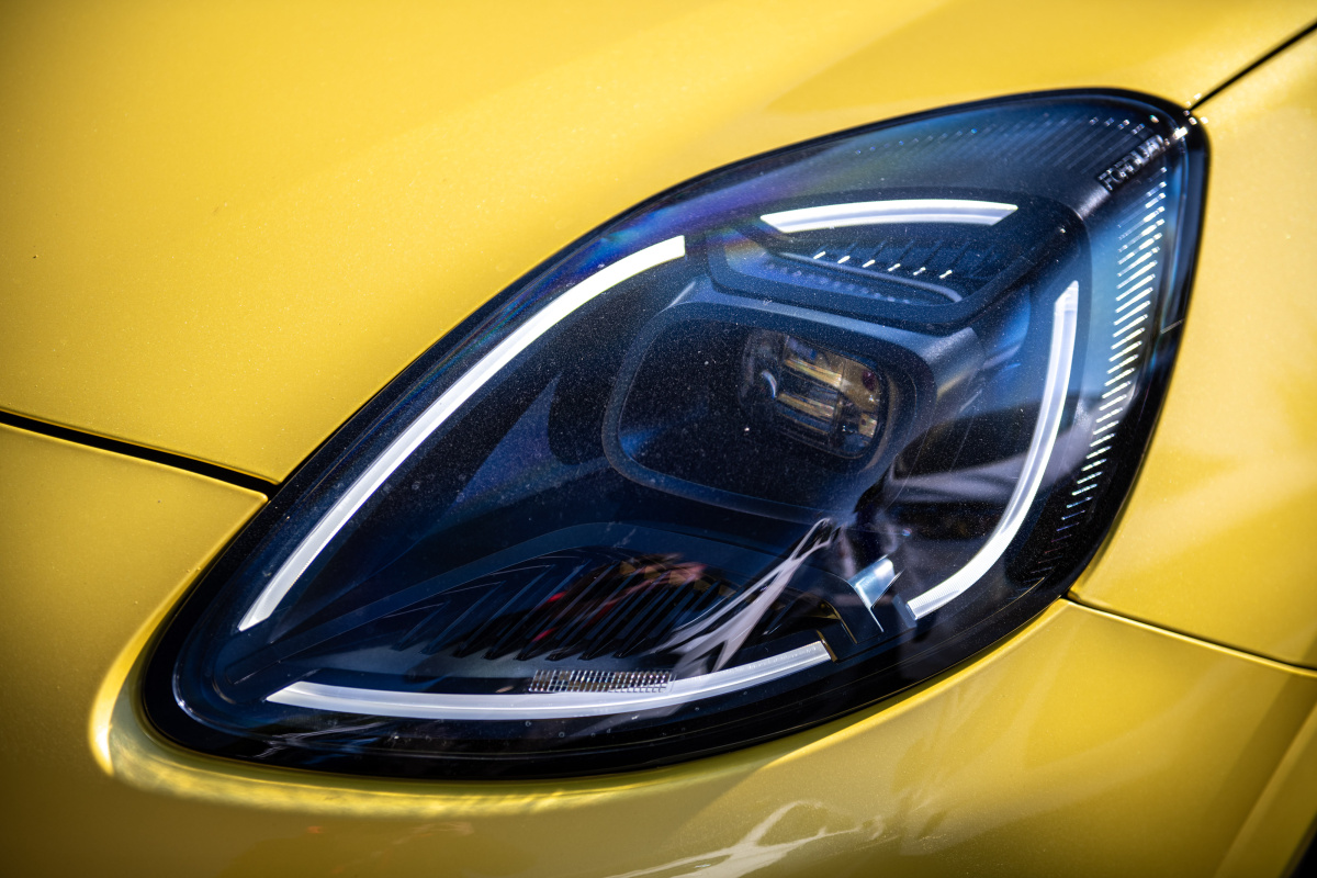 ford_12-5-25-11