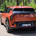 kia-ev3-2025-14