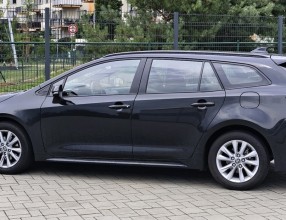 toyota-corolla-combi-17