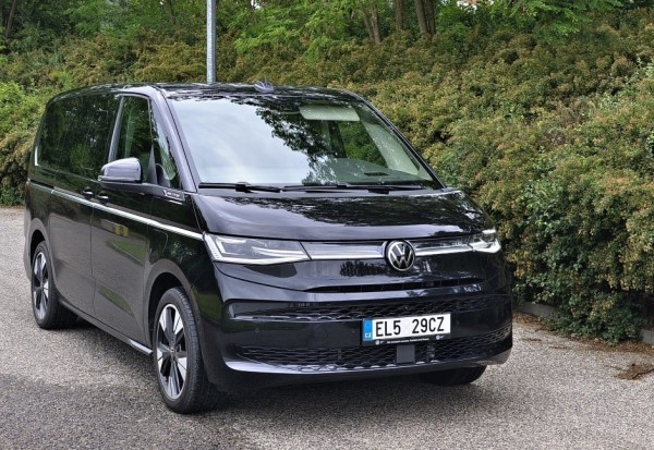 volkswagen-multivan-2025-1