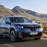 p90615630_highres_the-new-bmw-ix3-50-x