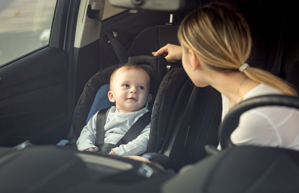 dite-auto-predni-sedacka-autosedacka