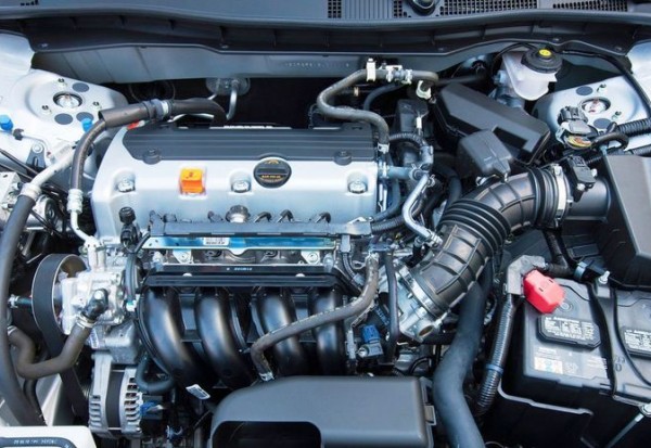 honda-accord-2011_01-clanokw
