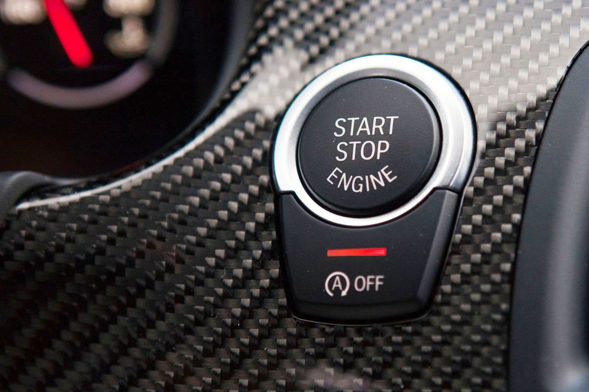 Vypínáte v autě Start-Stop? Děláte obří chybu, systém vás umí varovat před drahou závadou