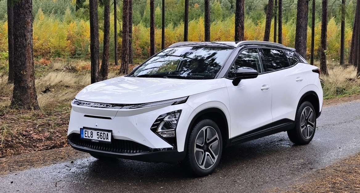 omoda-5-ev-2025-3