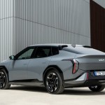 kia-ev4-fastback-gt-line-shale-gray-static-digital-1920x1080-004-kopie
