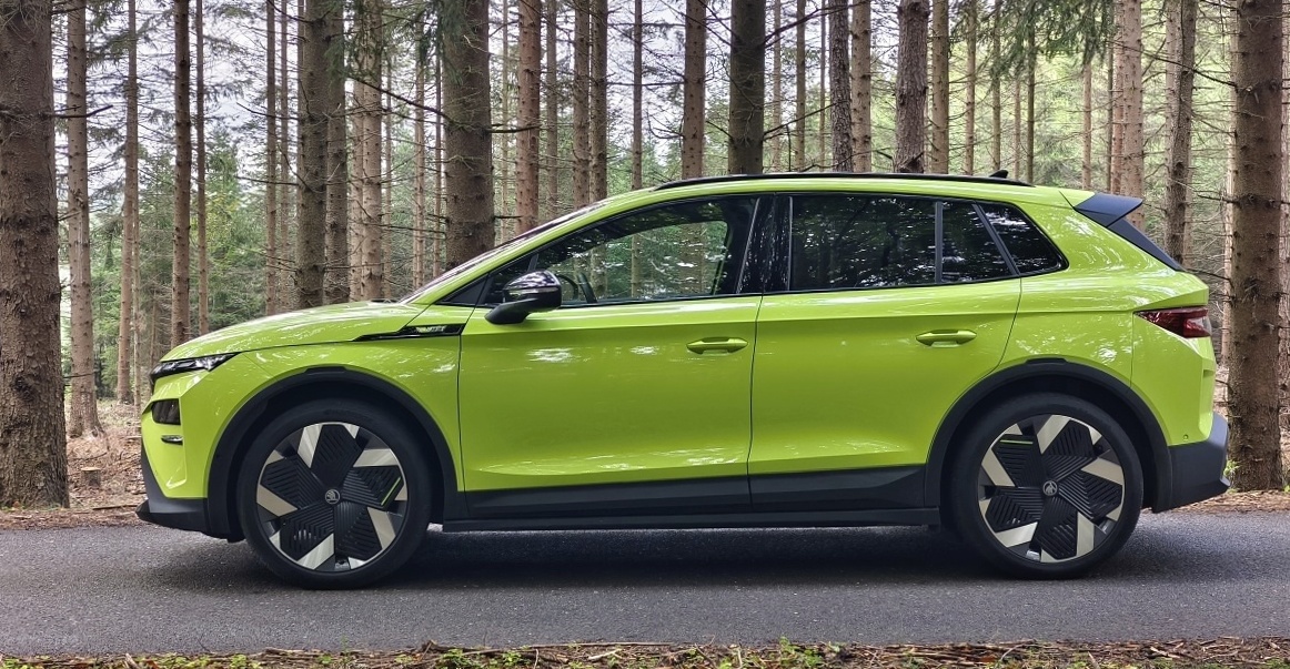skoda-elroq-rs-2025-8