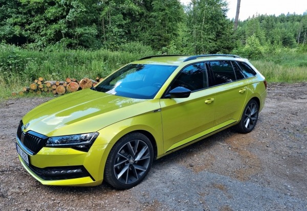 skoda-superb-iii-kombi-sportline-2