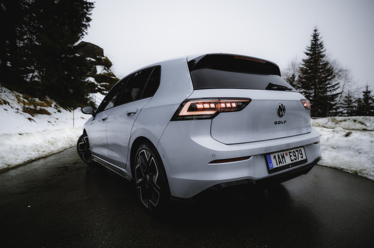 volkswagen-golf-8-2026-20