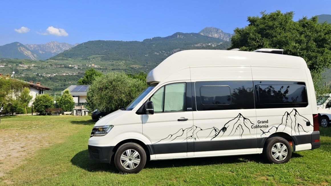 volkswagen-grand-california-2026-17