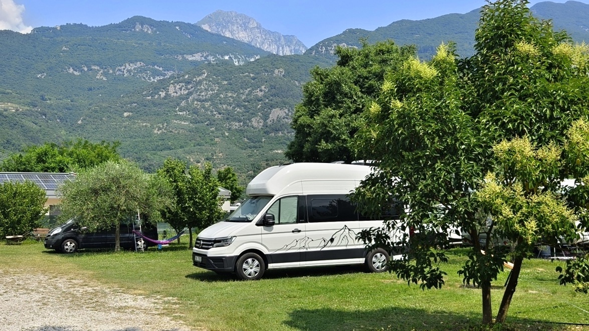 volkswagen-grand-california-2026-25
