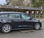 ford-focus-kombi-25