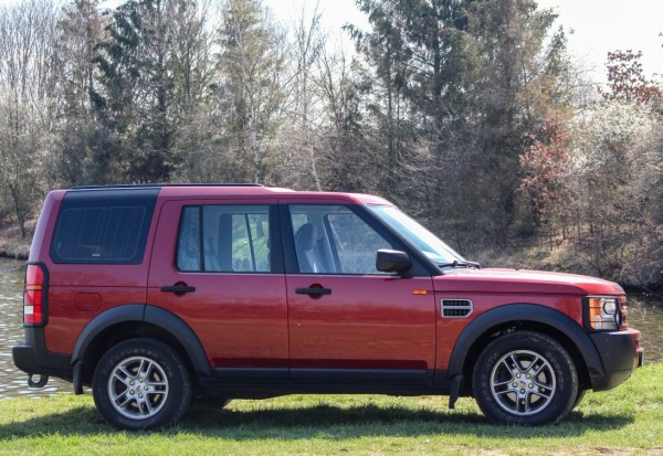 land-rover-discovery-3-exterior-12