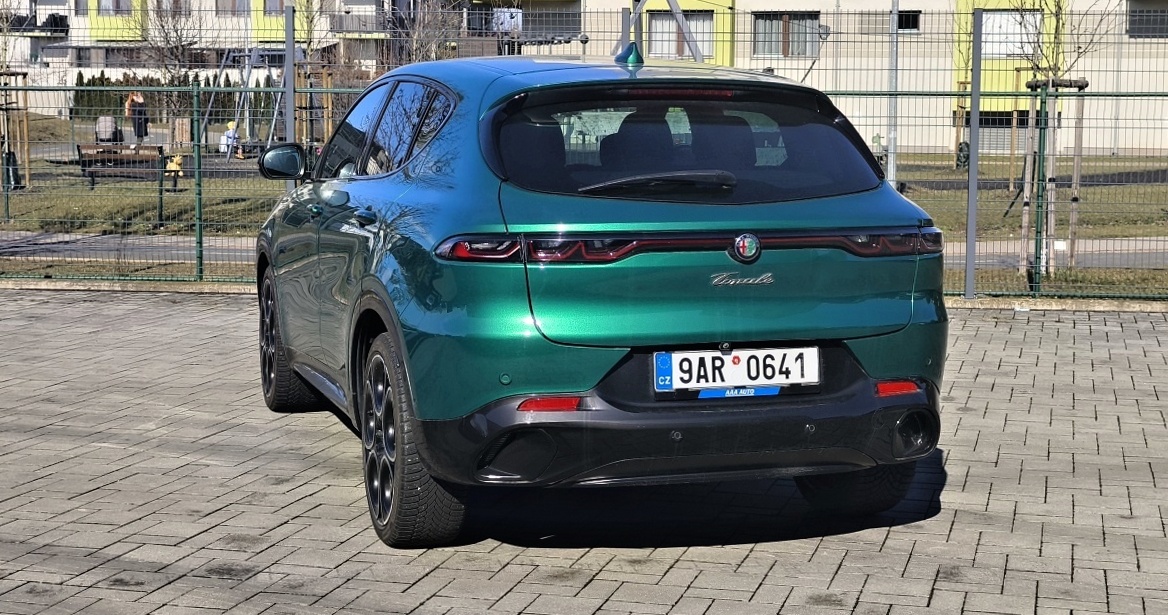 alfa-romeo-tonale-2026-19