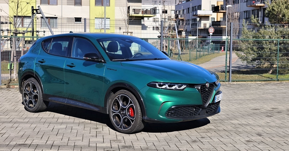 alfa-romeo-tonale-2026-3
