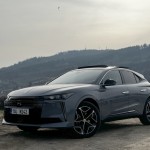 Tohle francouzské SUV vypadá jako sen. Test DS N°4 Jules Verne