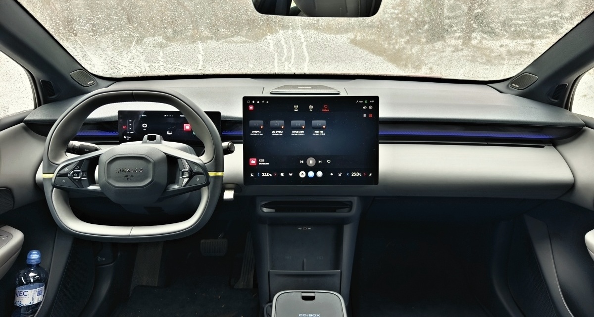 lynk-co-02-24