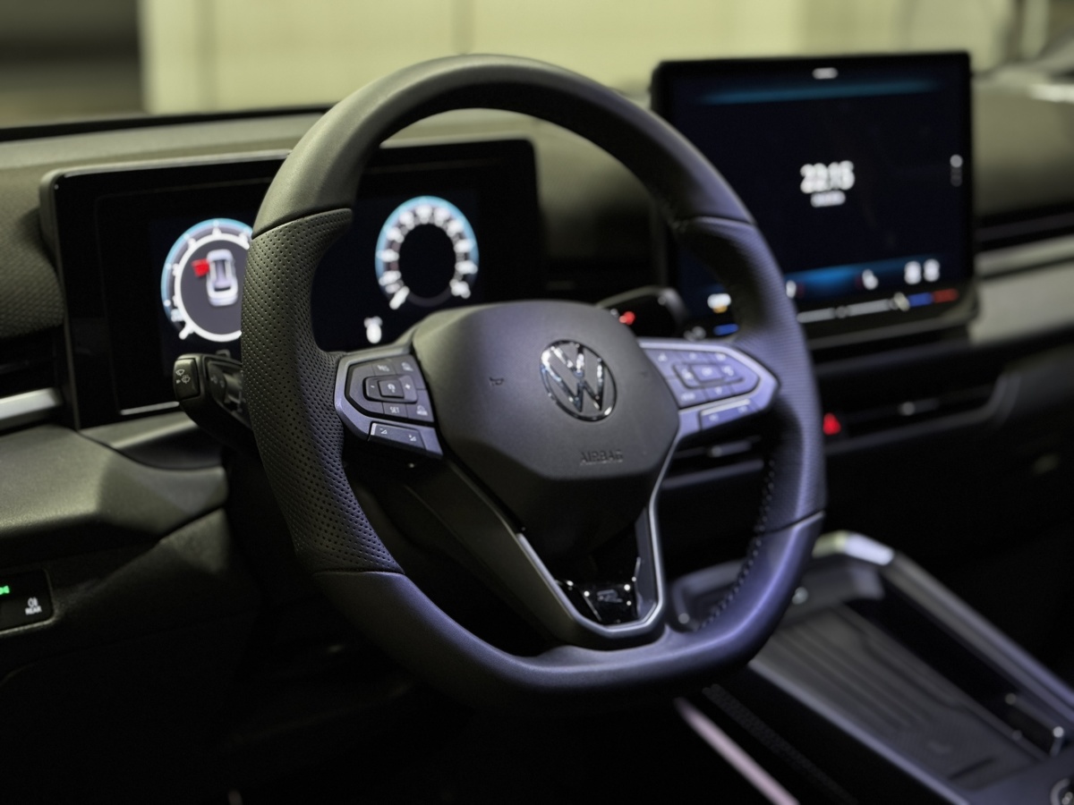 volkswagen-t-roc-2026-2