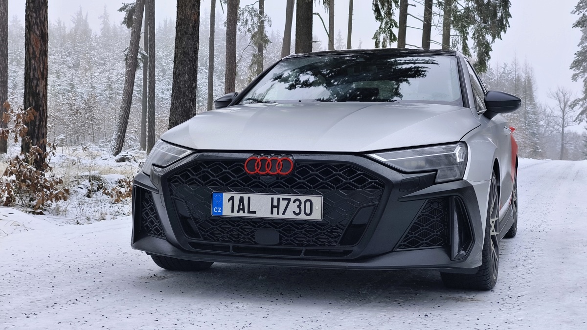 audi-rs-3-2026-test-10