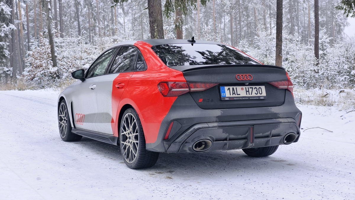 audi-rs-3-2026-test-23
