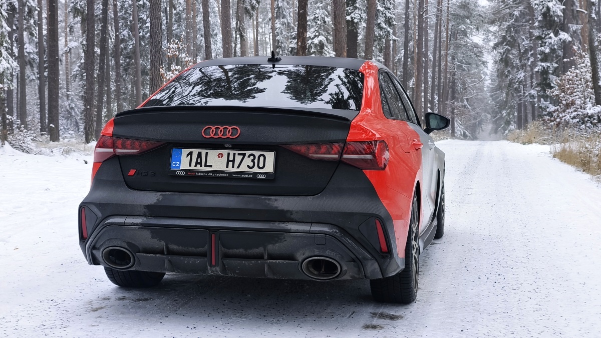 audi-rs-3-2026-test-25