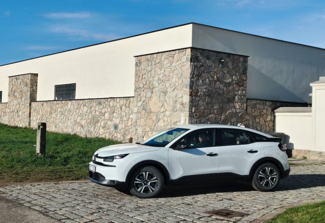 citroen-c4-test-2026-30
