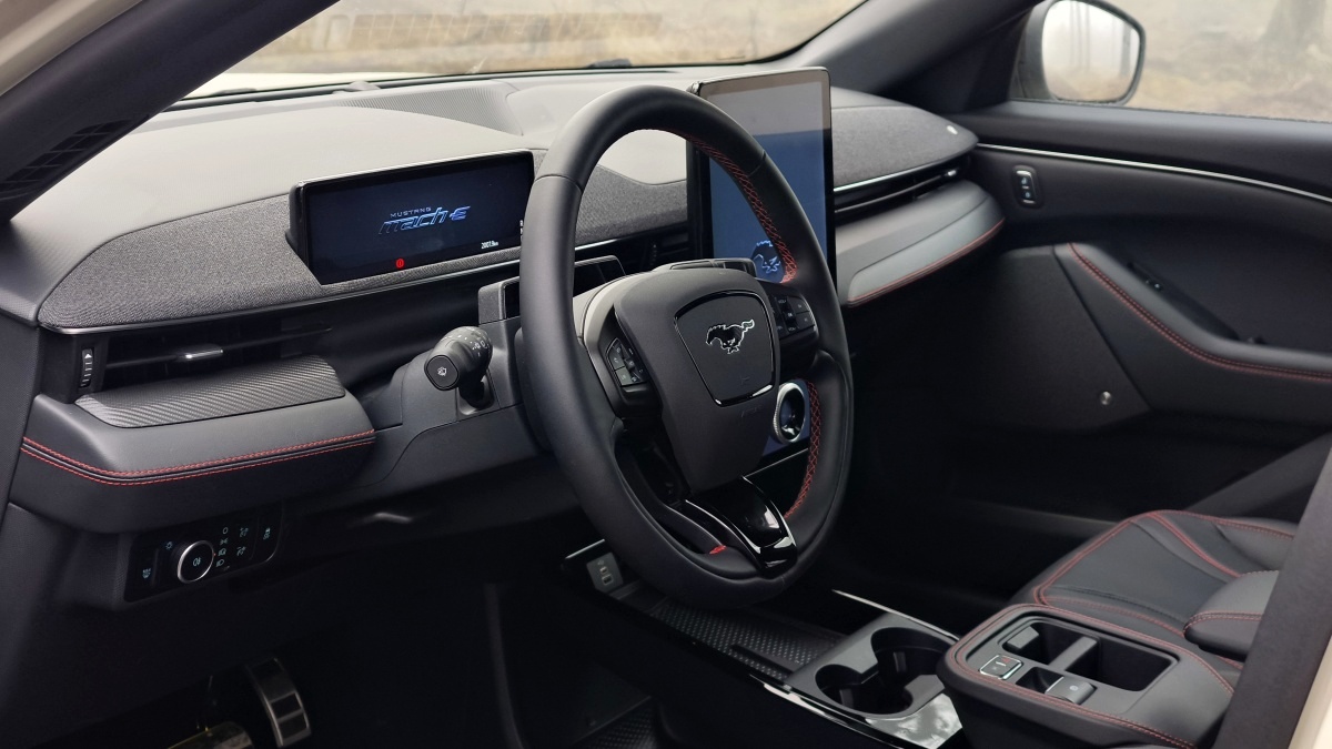 ford-mustang-mach-e-2026-test-21