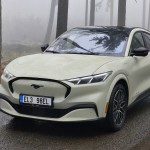 ford-mustang-mach-e-2026-test-3