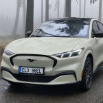 ford-mustang-mach-e-2026-test-4